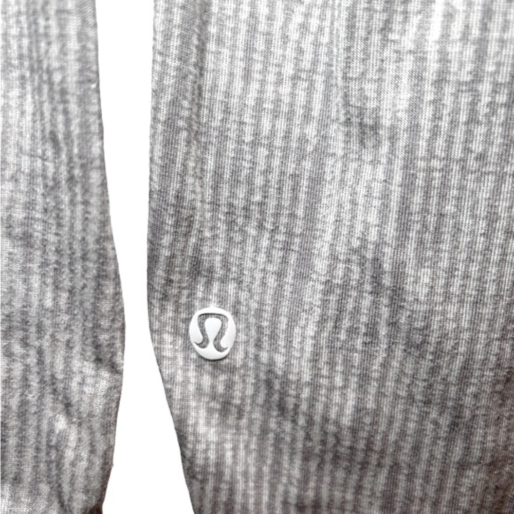 Lululemon Flip Your Dog Long Sleeve- Burlap Texture Burnout Silver/ Size 6 - Picture 12 of 12